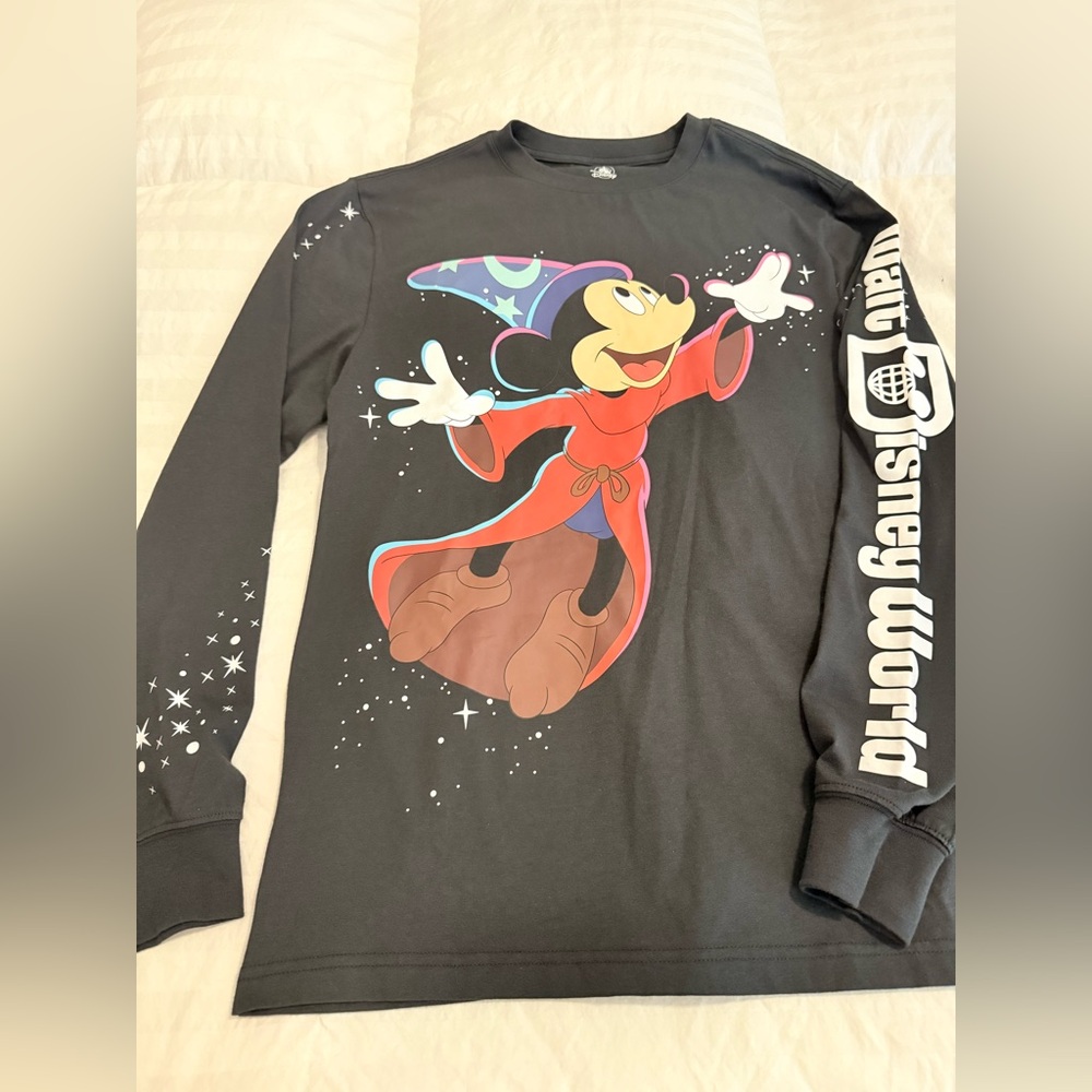 Disney Mickey Mouse Sorcerer Long-Sleeve Tee - Black adult small NWT